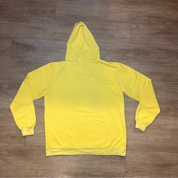 Yellow Lakers Kobe Bryant #6 Hoodie - Picture 2 of 2